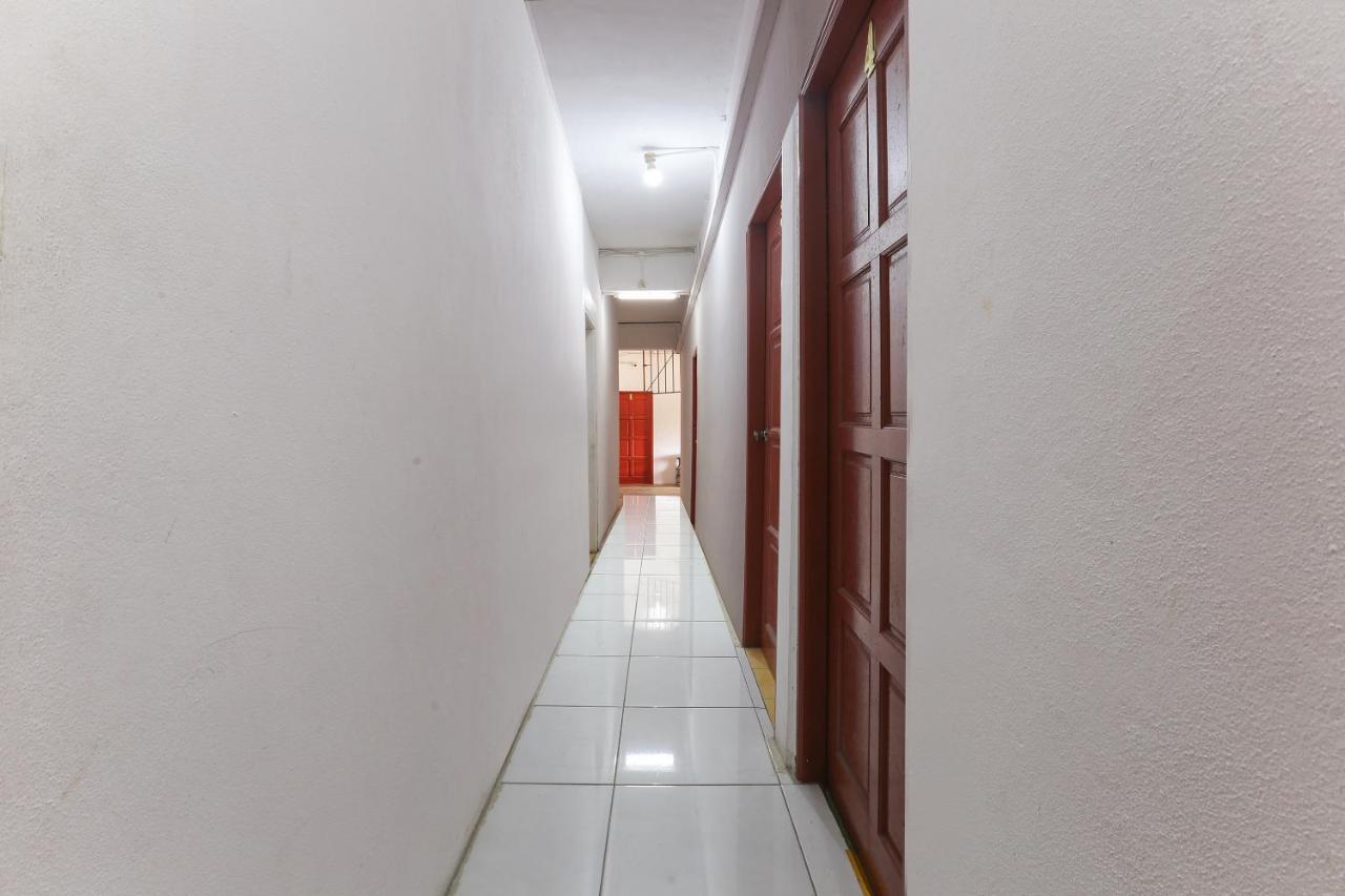 Oyo 90321 Hotel Bajet Sri Manal Tanah Merah  Exterior photo
